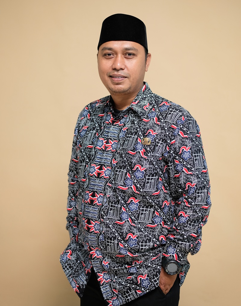 Imron Hambali, S.E.I.